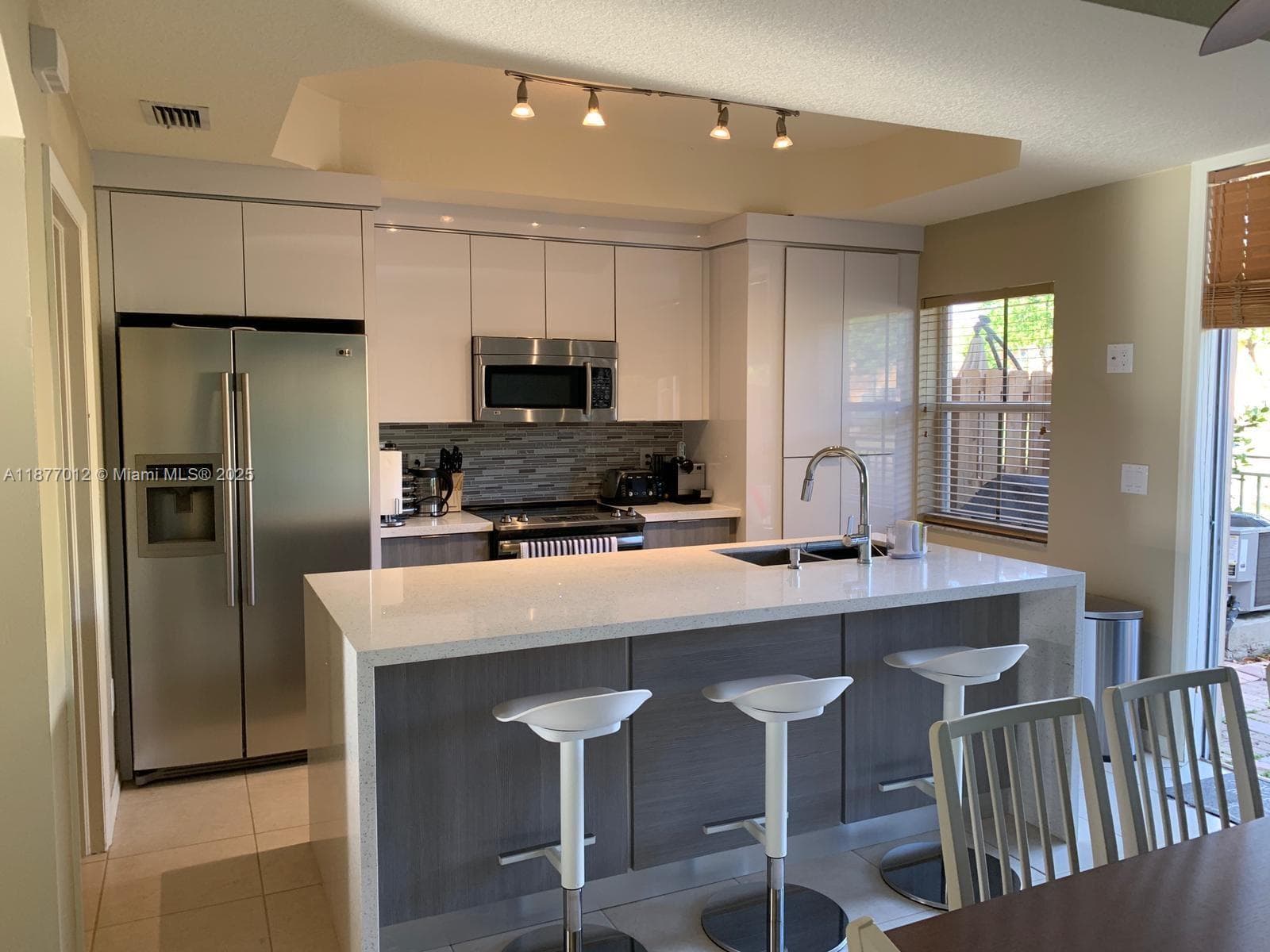 VILLAS AT HARBOR ISLES CO · #3602 in Dania Beach - Photo 7