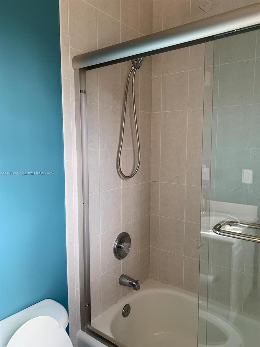 VILLAS AT HARBOR ISLES CO · #3602 in Dania Beach - Photo 24
