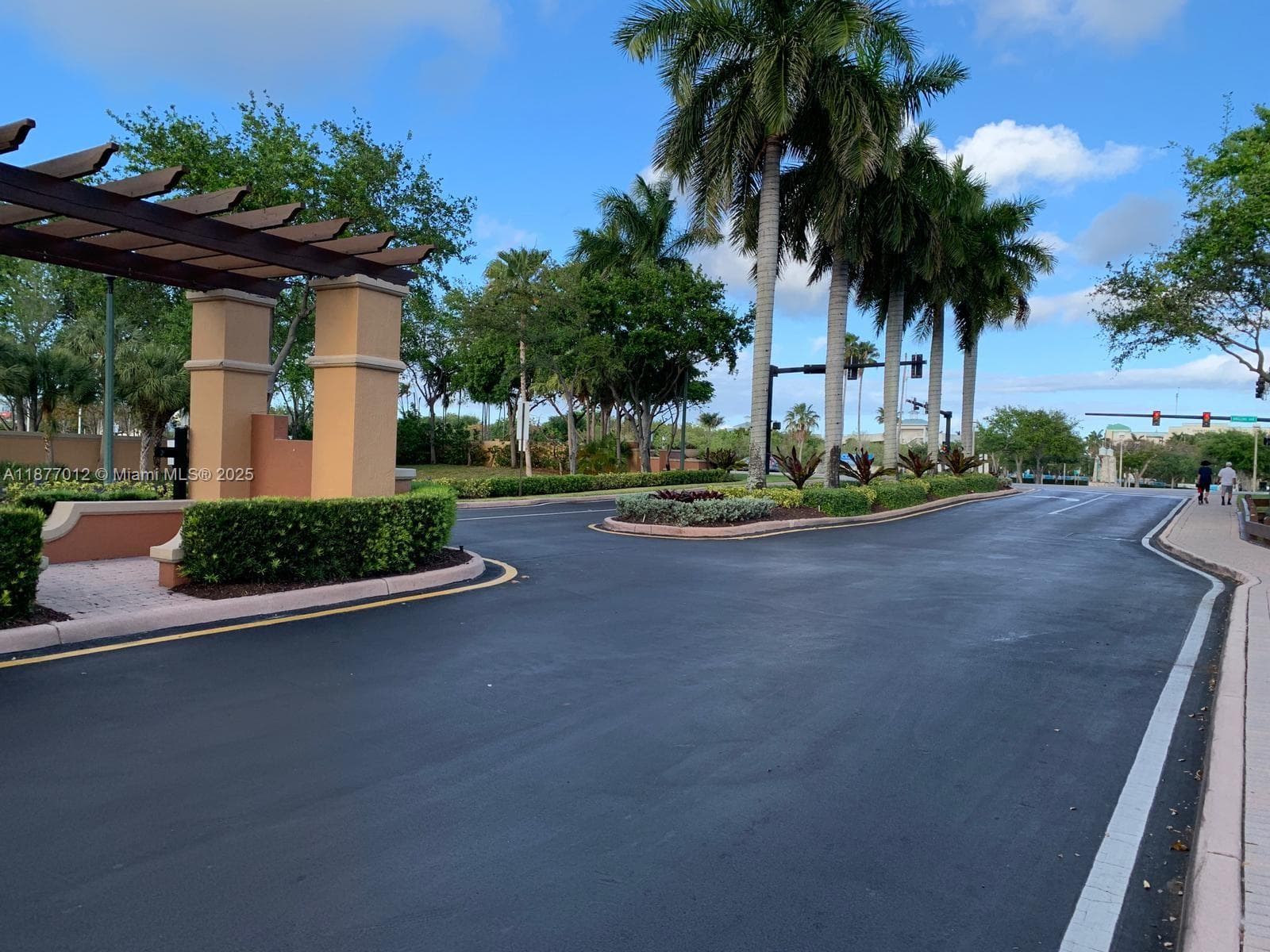 VILLAS AT HARBOR ISLES CO · #3602 in Dania Beach - Photo 33