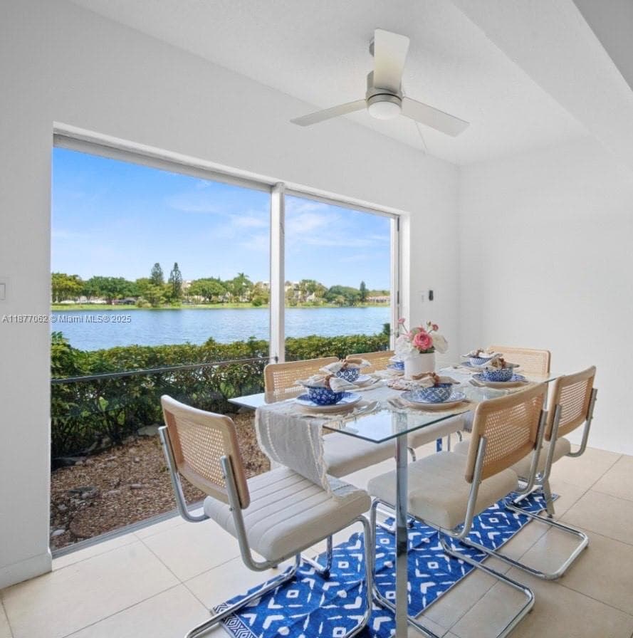 AZURE LAKE CONDO · #107 in Miami - Photo 5