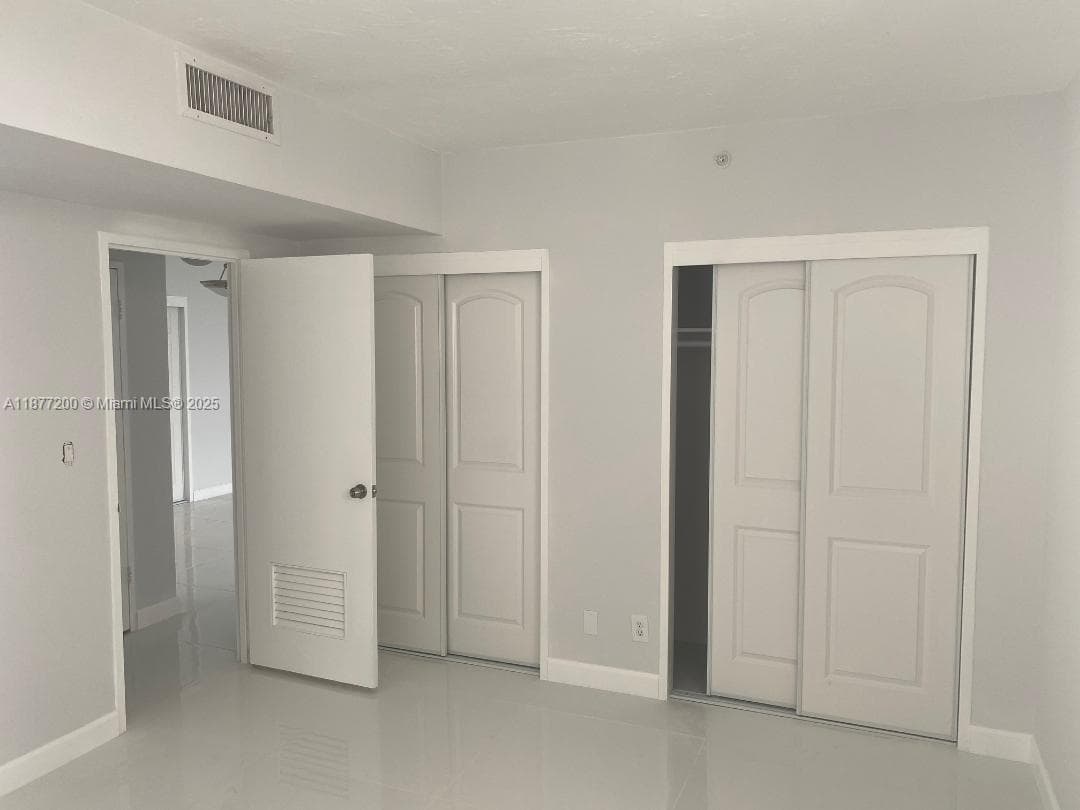 RESIDENCES ON HOLLYWOOD · #833 in Hollywood - Photo 15