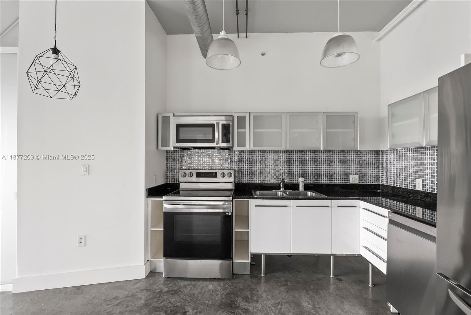 NeoLofts · #1006 in Miami - Photo 6