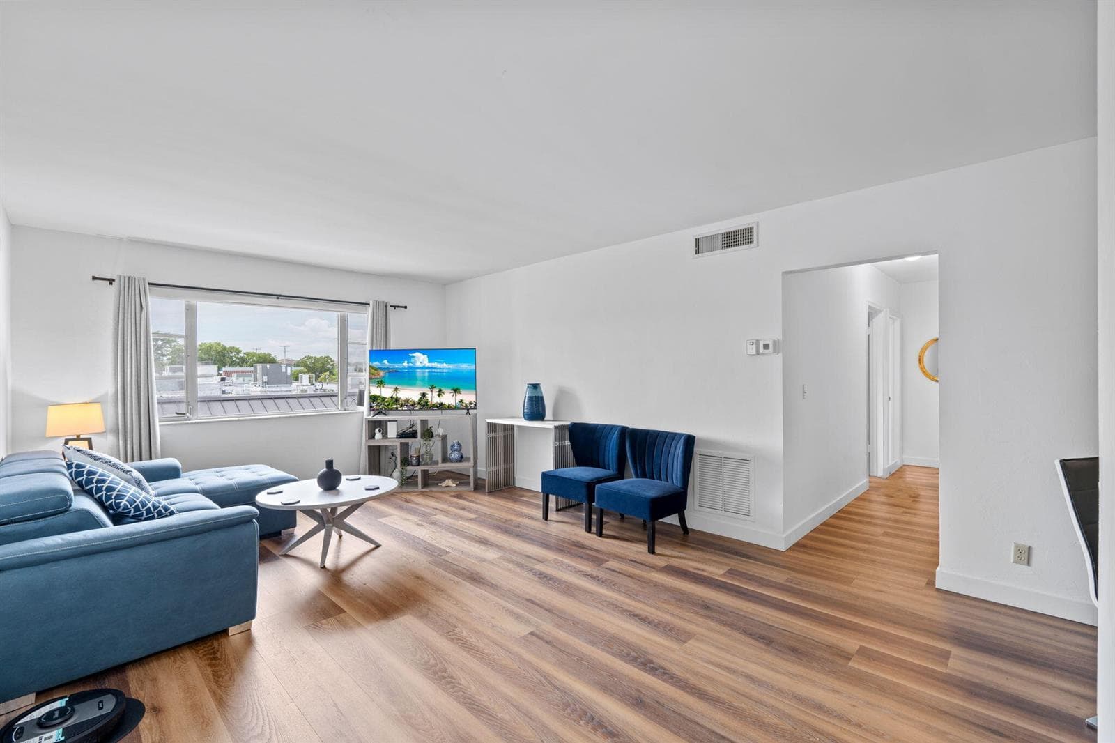 27-web-or-mls-A7408910