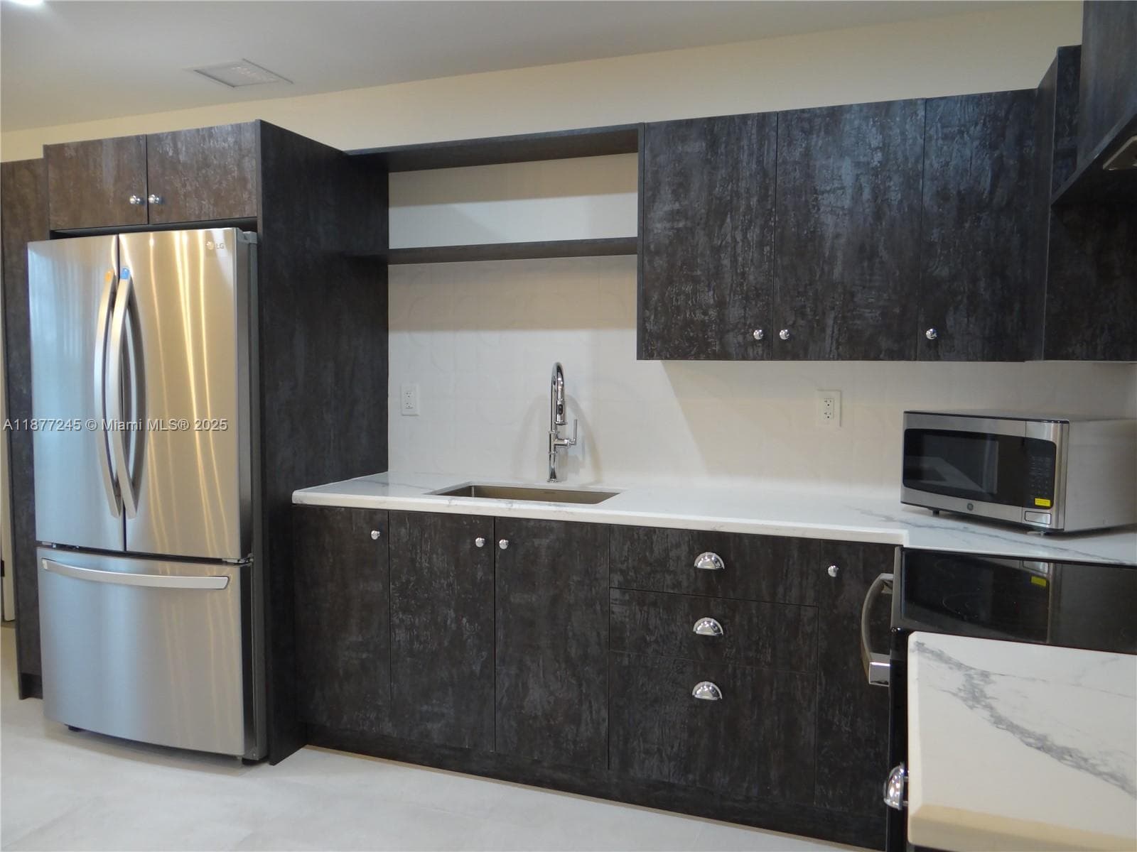 REED LAND CO · #C in Dania Beach - Photo 8