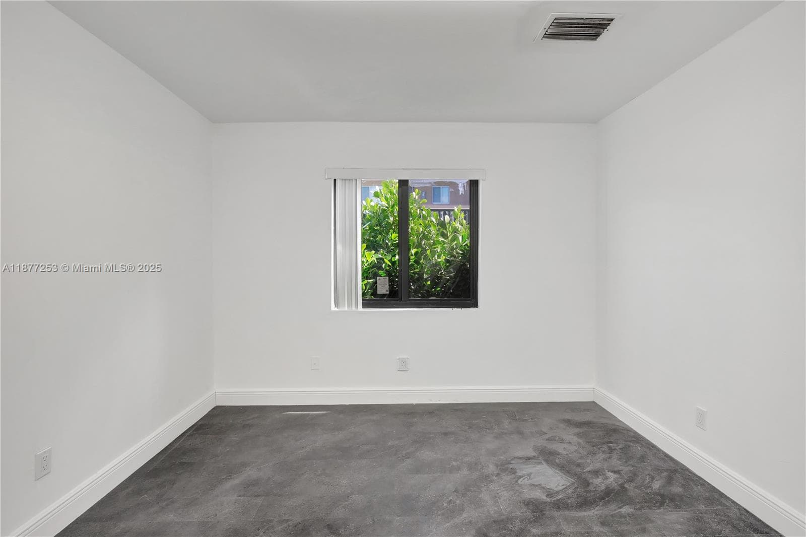 REED LAND CO · #E in Dania Beach - Photo 12