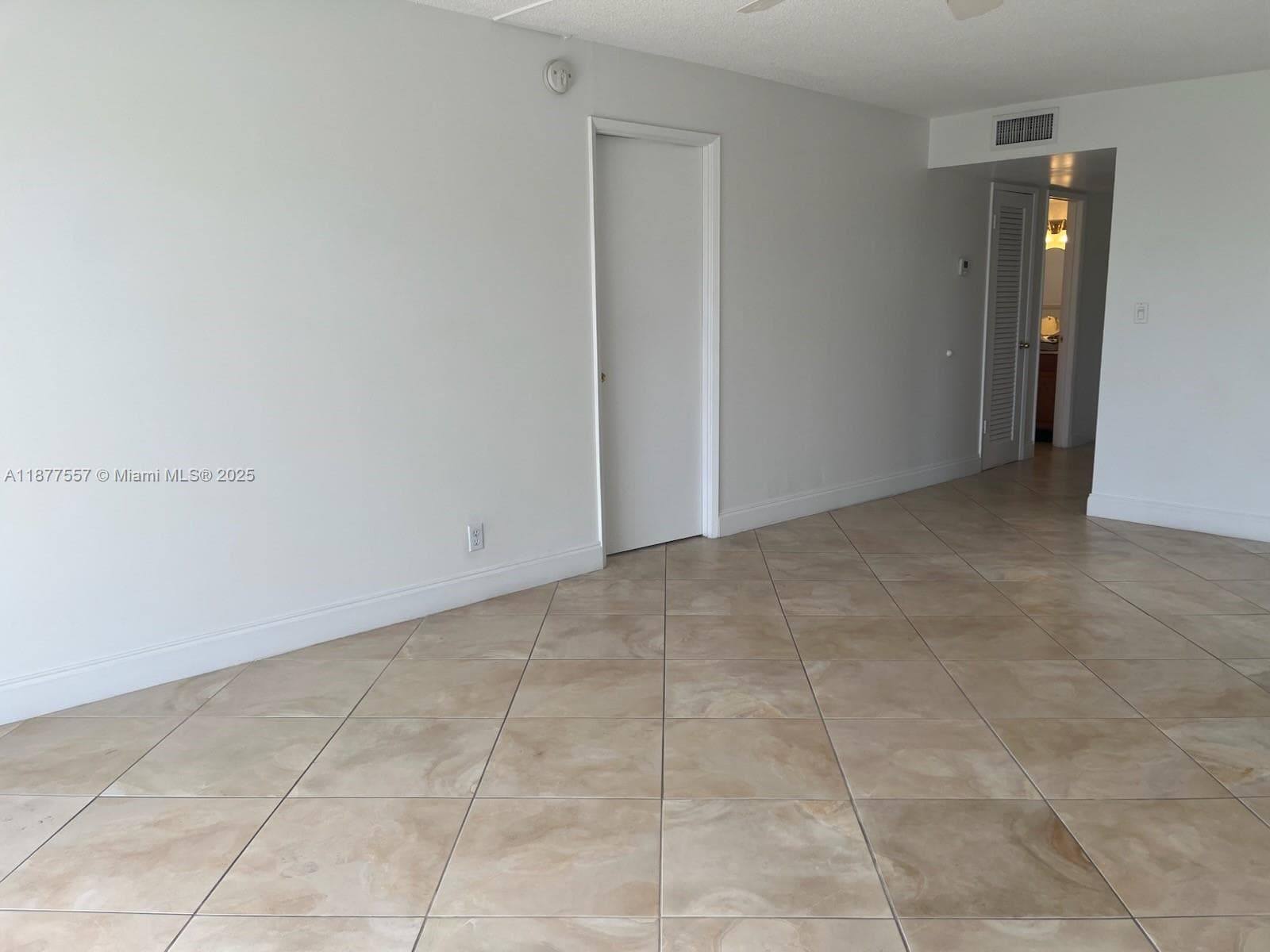 HILLCREST · #302 in Hollywood - Photo 11