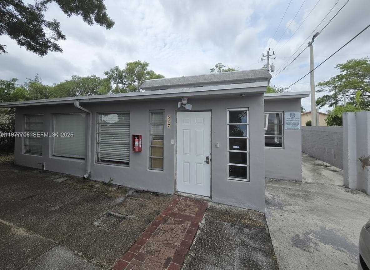 537 NW 20th Ave photo 1