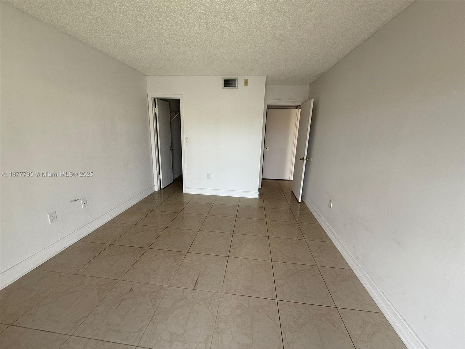 VILLAS AT LAKEVIEW CONDO · #102 in Fort Lauderdale - Photo 6