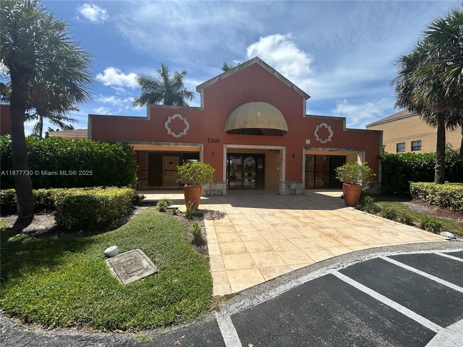 VILLAS AT LAKEVIEW CONDO · #102 in Fort Lauderdale - Photo 8