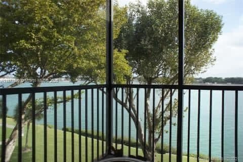 LAKEVIEW OF THE CALF CLUB · #404-6 in Miami - Photo 3
