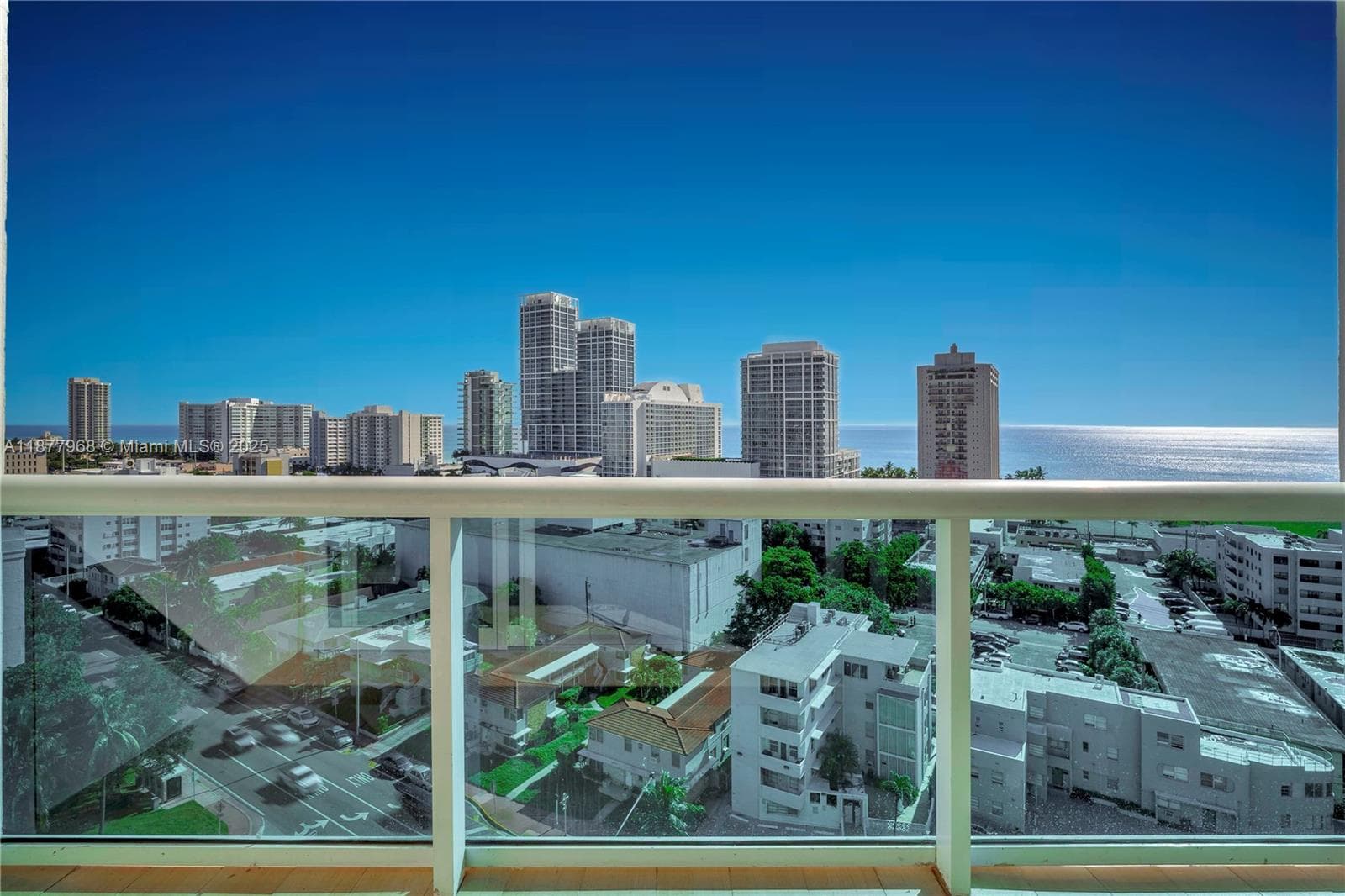 Aquasol · #15T in Miami Beach - Photo 2