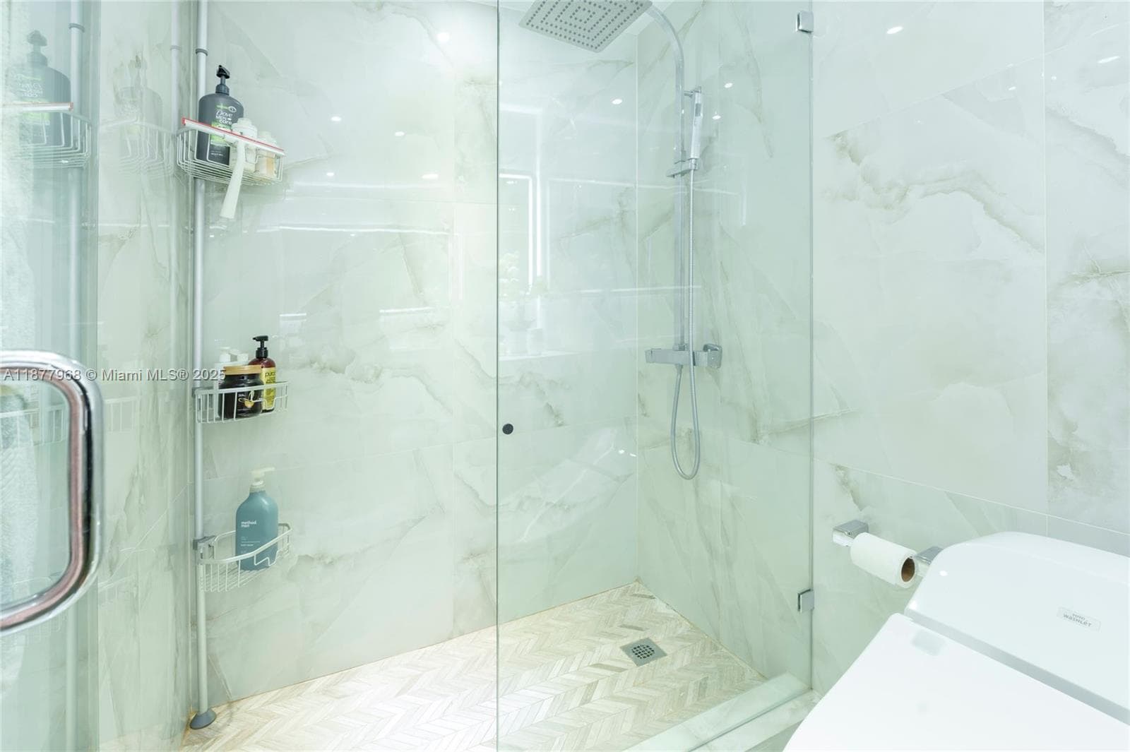 Aquasol · #15T in Miami Beach - Photo 13