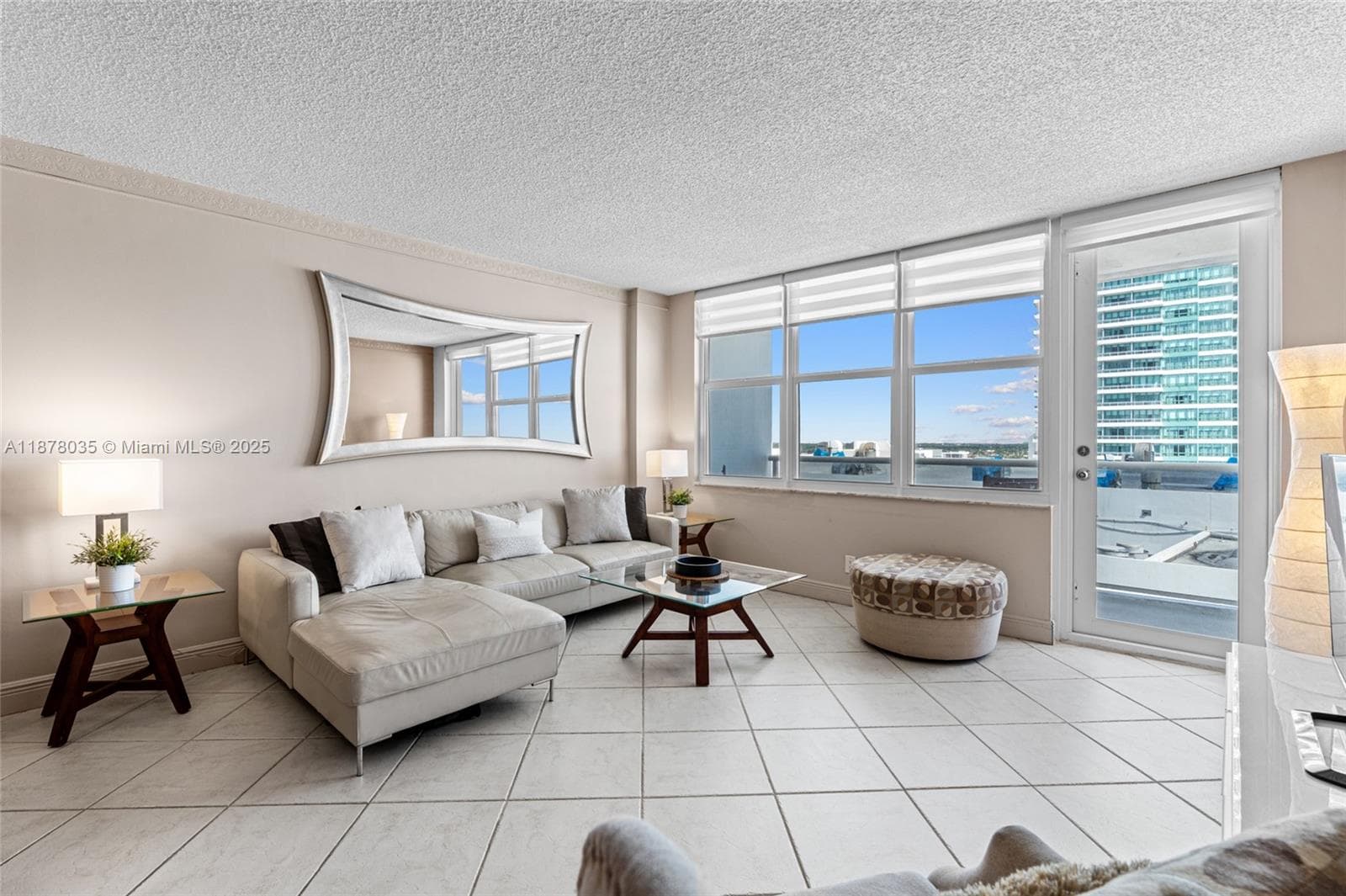 SEA AIR TOWERS CONDO · #1609 in Hollywood - Photo 23