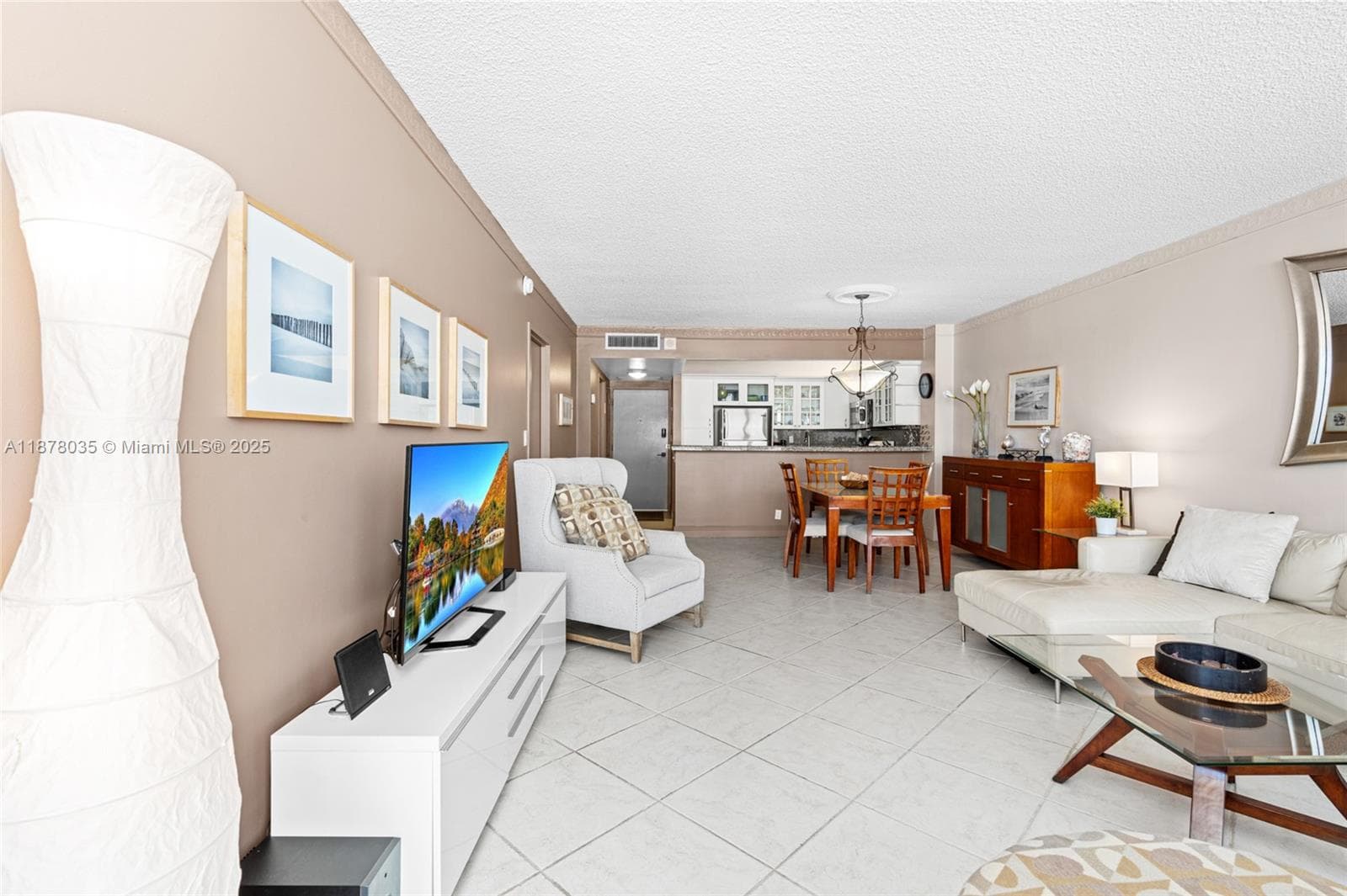 SEA AIR TOWERS CONDO · #1609 in Hollywood - Photo 27