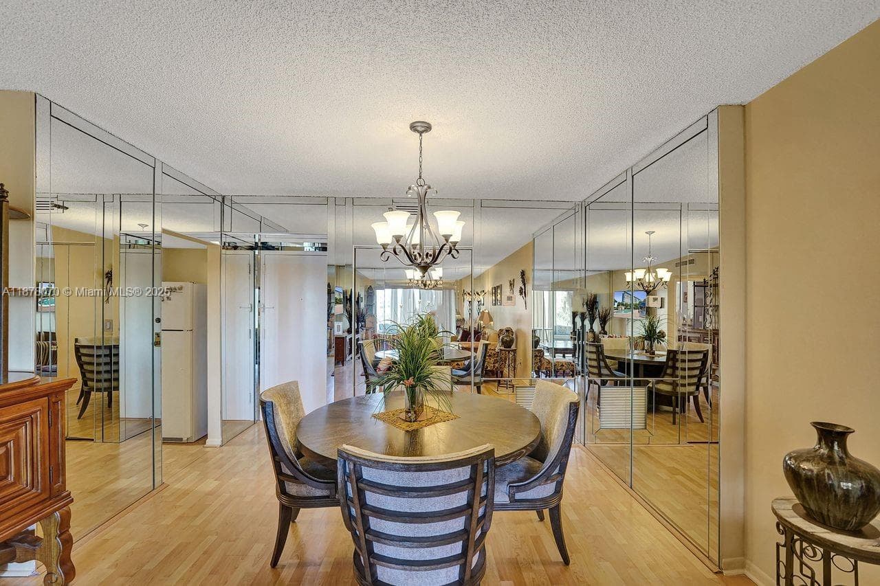 HILLCREST · #403 in Hollywood - Photo 6