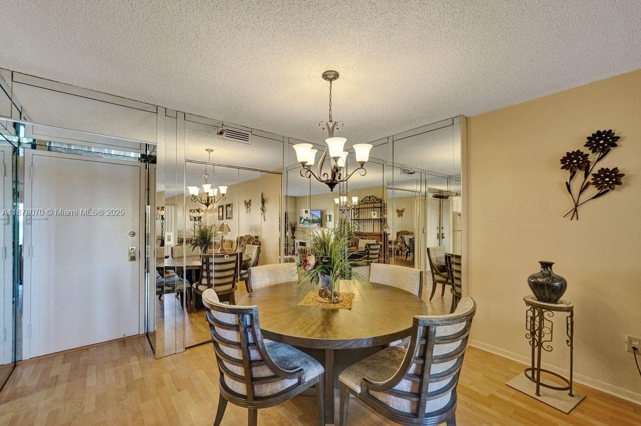 HILLCREST · #403 in Hollywood - Photo 5