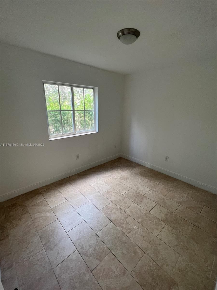211 W 79th Pl · #302 in Hialeah - Photo 7