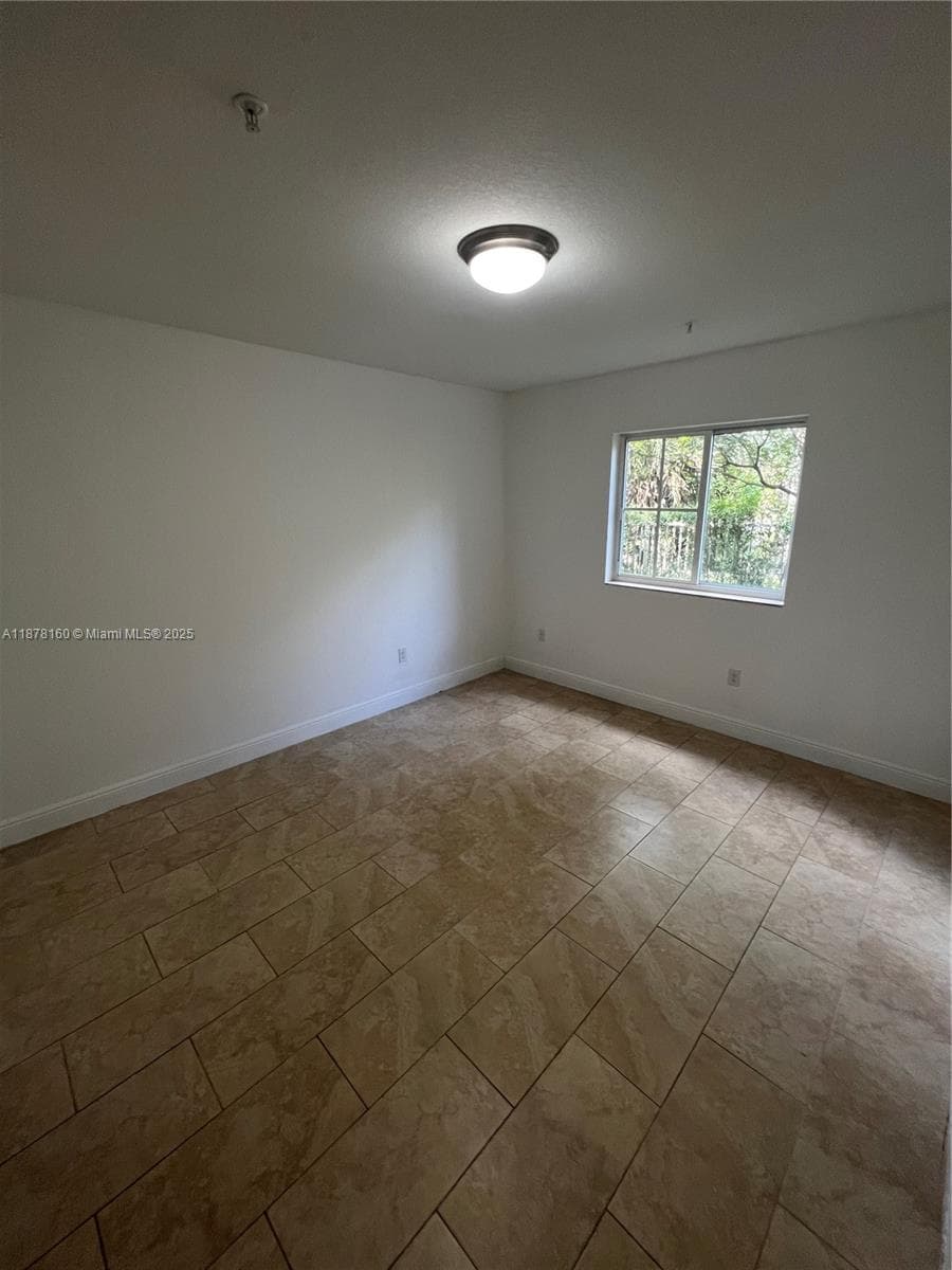 211 W 79th Pl · #302 in Hialeah - Photo 9
