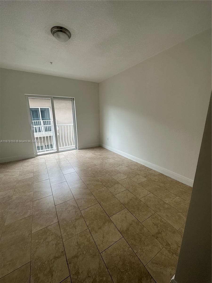 211 W 79th Pl · #302 in Hialeah - Photo 14