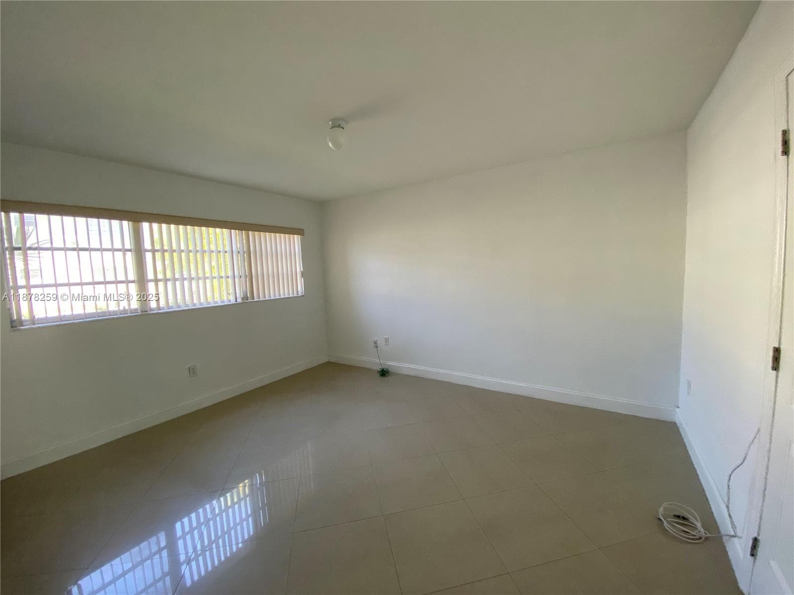 VILLAGE AT DADELAND · #H121 in Miami - Photo 7