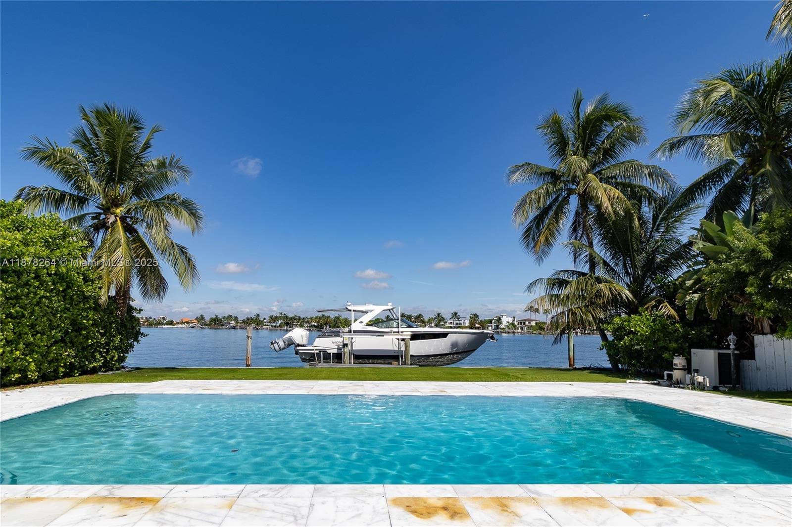 1215 N Biscayne Point Rd photo 54