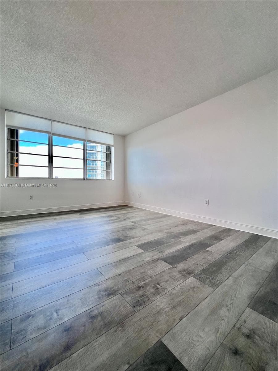 Kennedy House Condo · #15G in North Bay Village - Photo 9