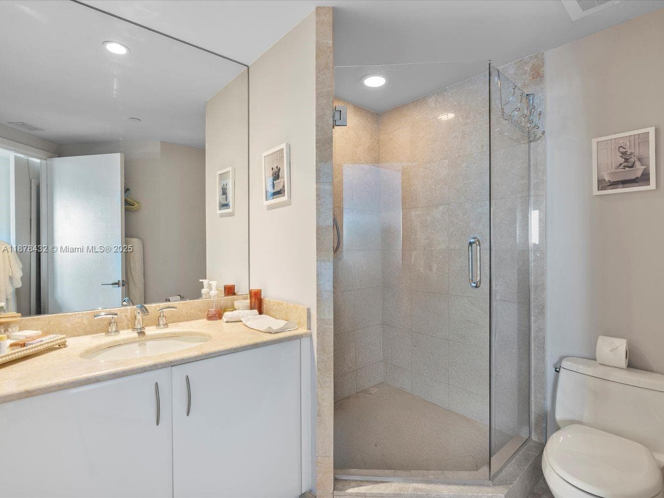 Jade Brickell · #1811 in Miami - Photo 29