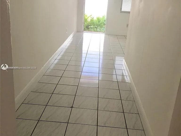 The William Lee Condo · #6 in Miami Beach - Photo 3