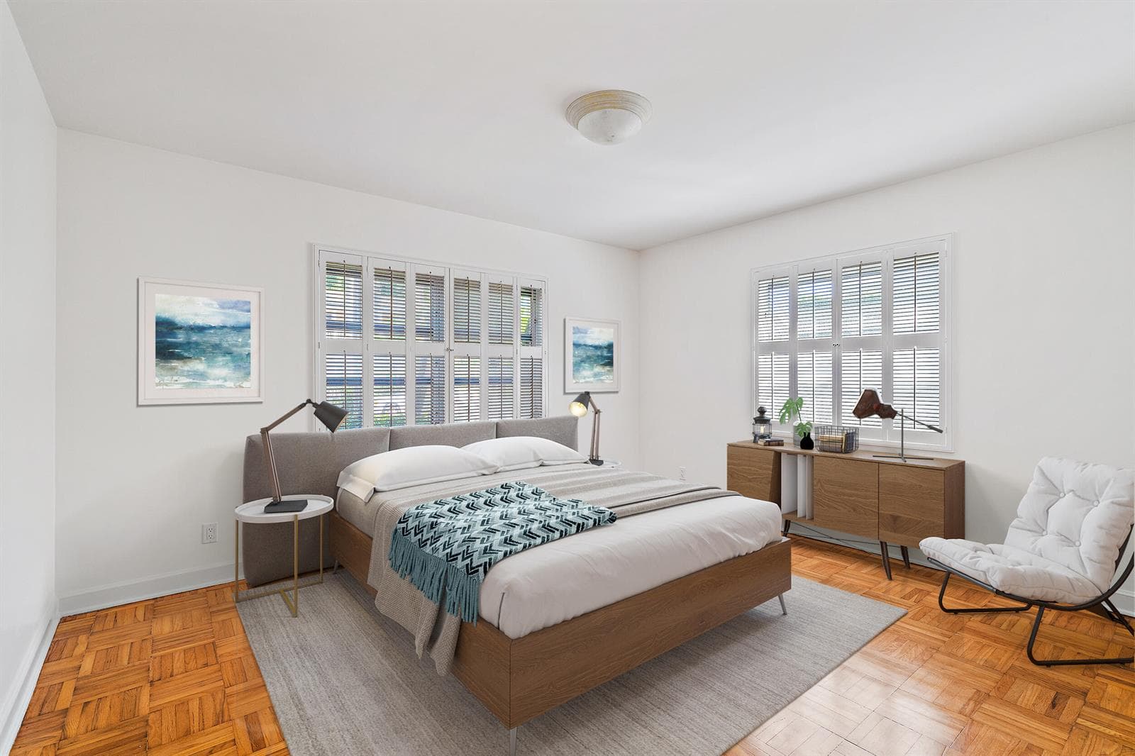 210 Russlyn Dr Staged-1