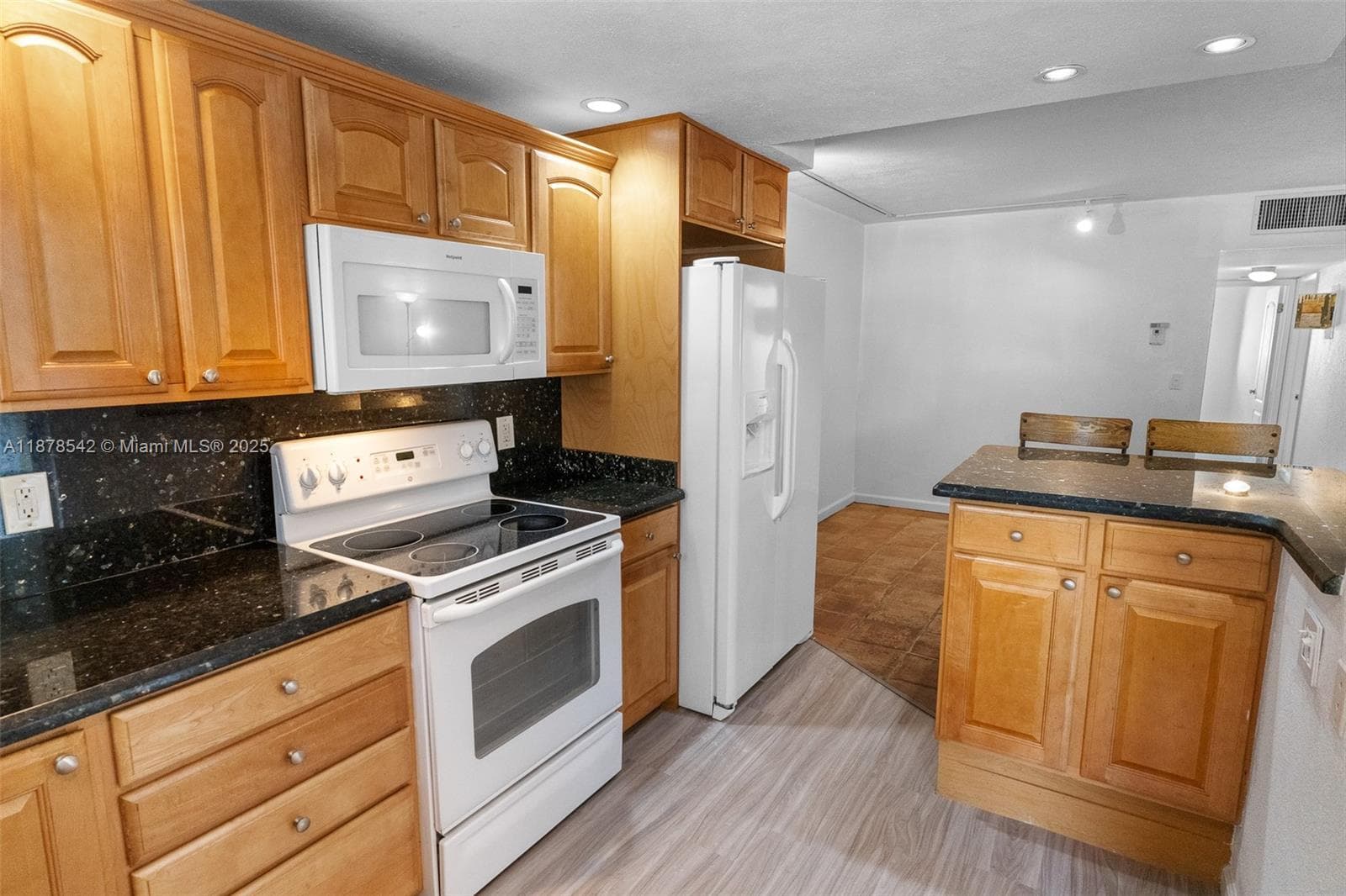 MARINE COLONY CONDO · #244 in Pompano Beach - Photo 10