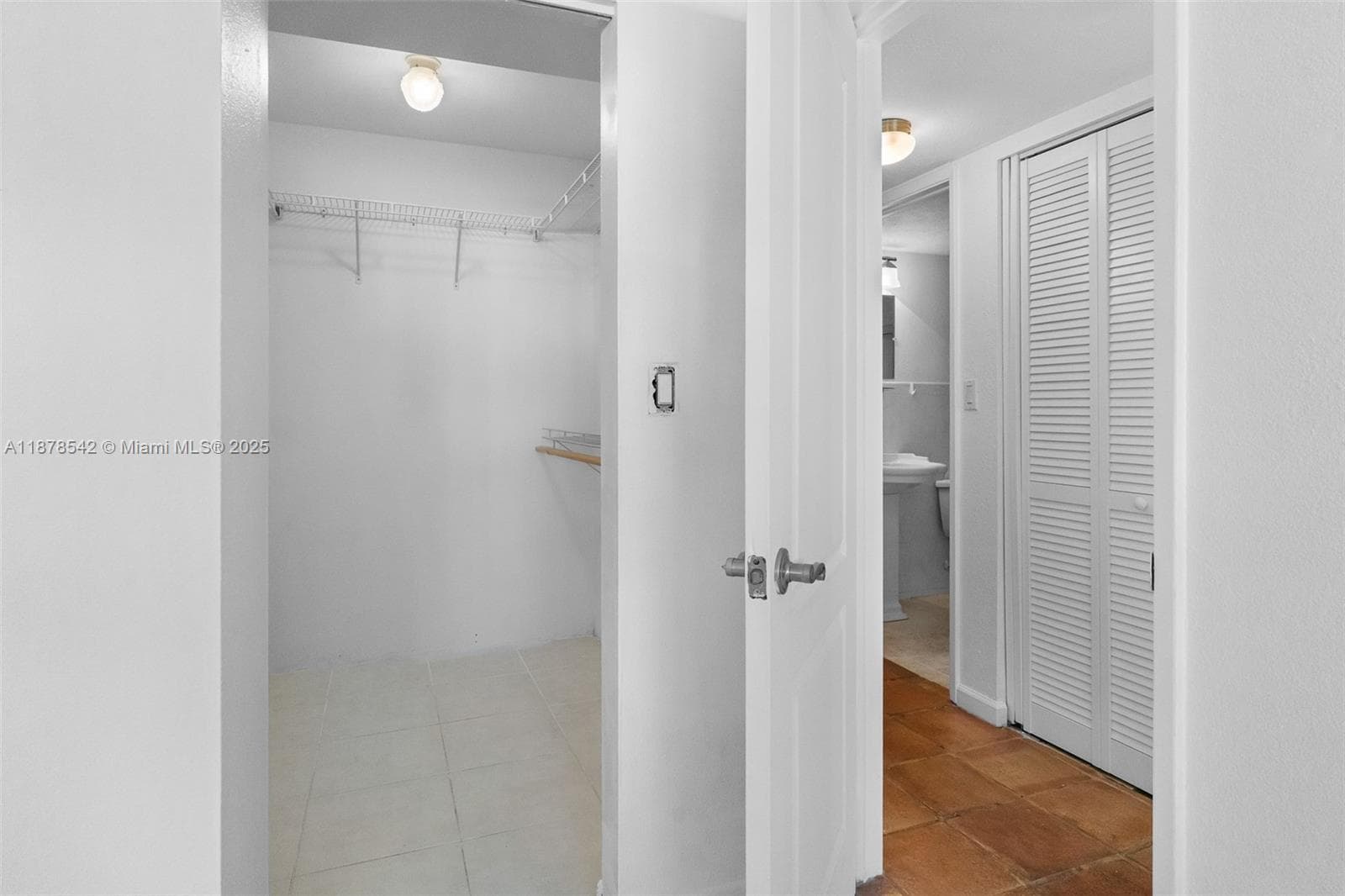 MARINE COLONY CONDO · #244 in Pompano Beach - Photo 14