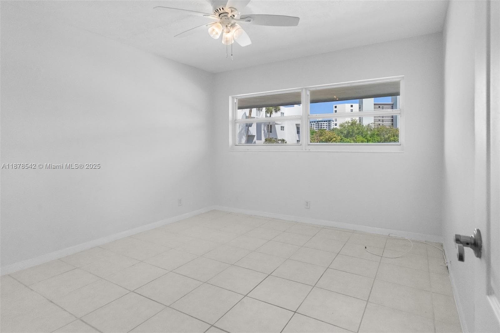 MARINE COLONY CONDO · #244 in Pompano Beach - Photo 11