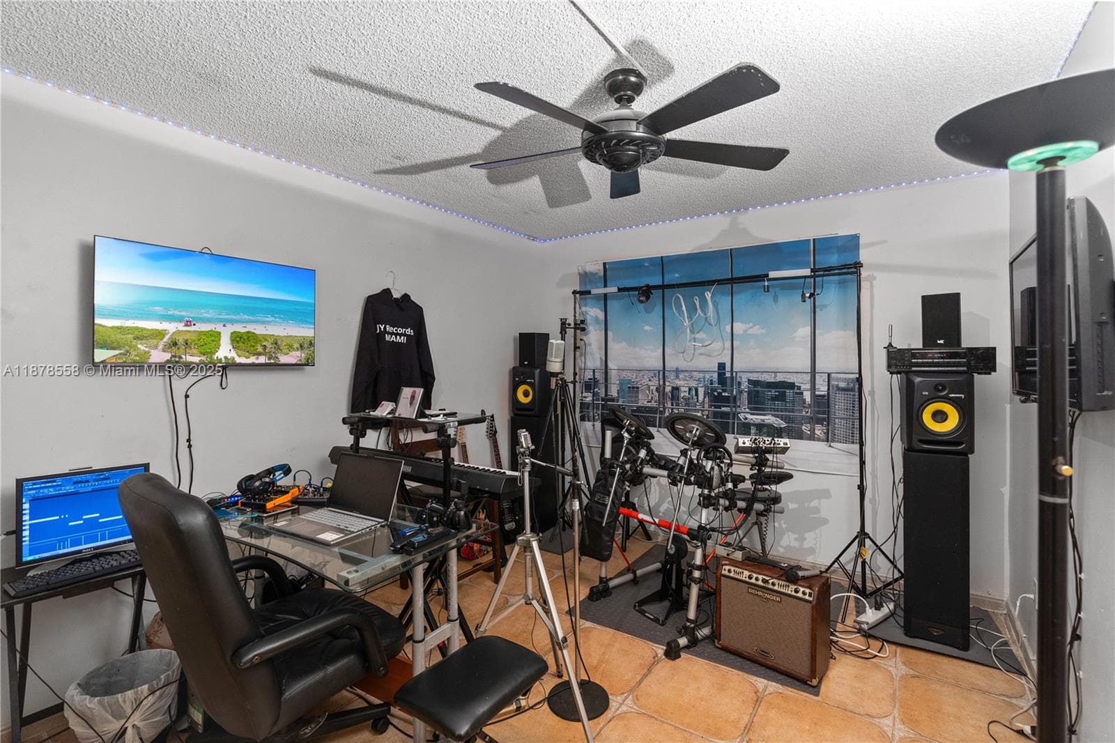 LAKE VIEW OF CALIF CLUB C · #307 in Miami - Photo 25