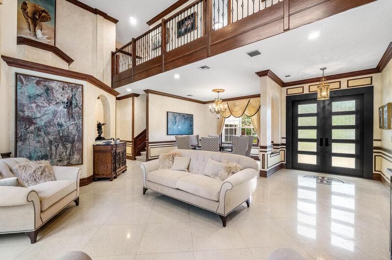 Large Living Area