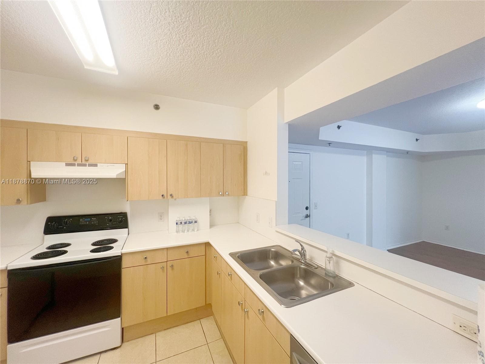KEYSTONE COURTS · #W206 in Miami - Photo 11