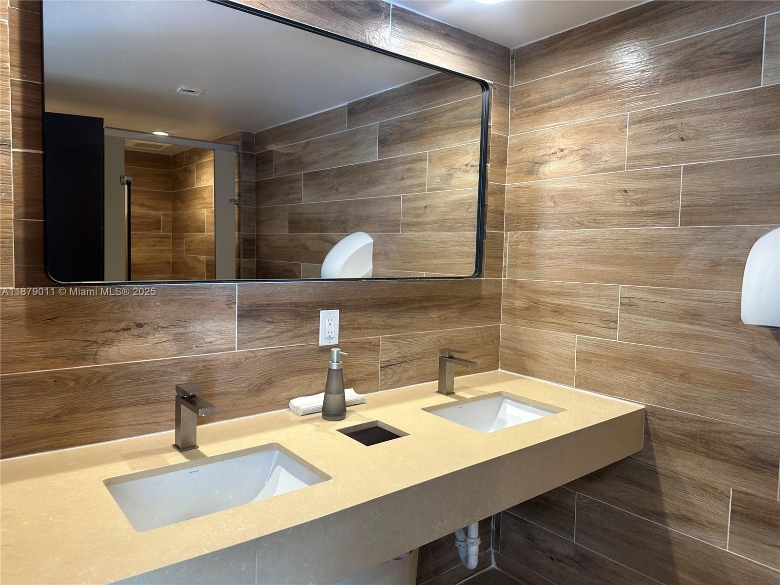 GALERIA CONDO · #302A in Miami Beach - Photo 18