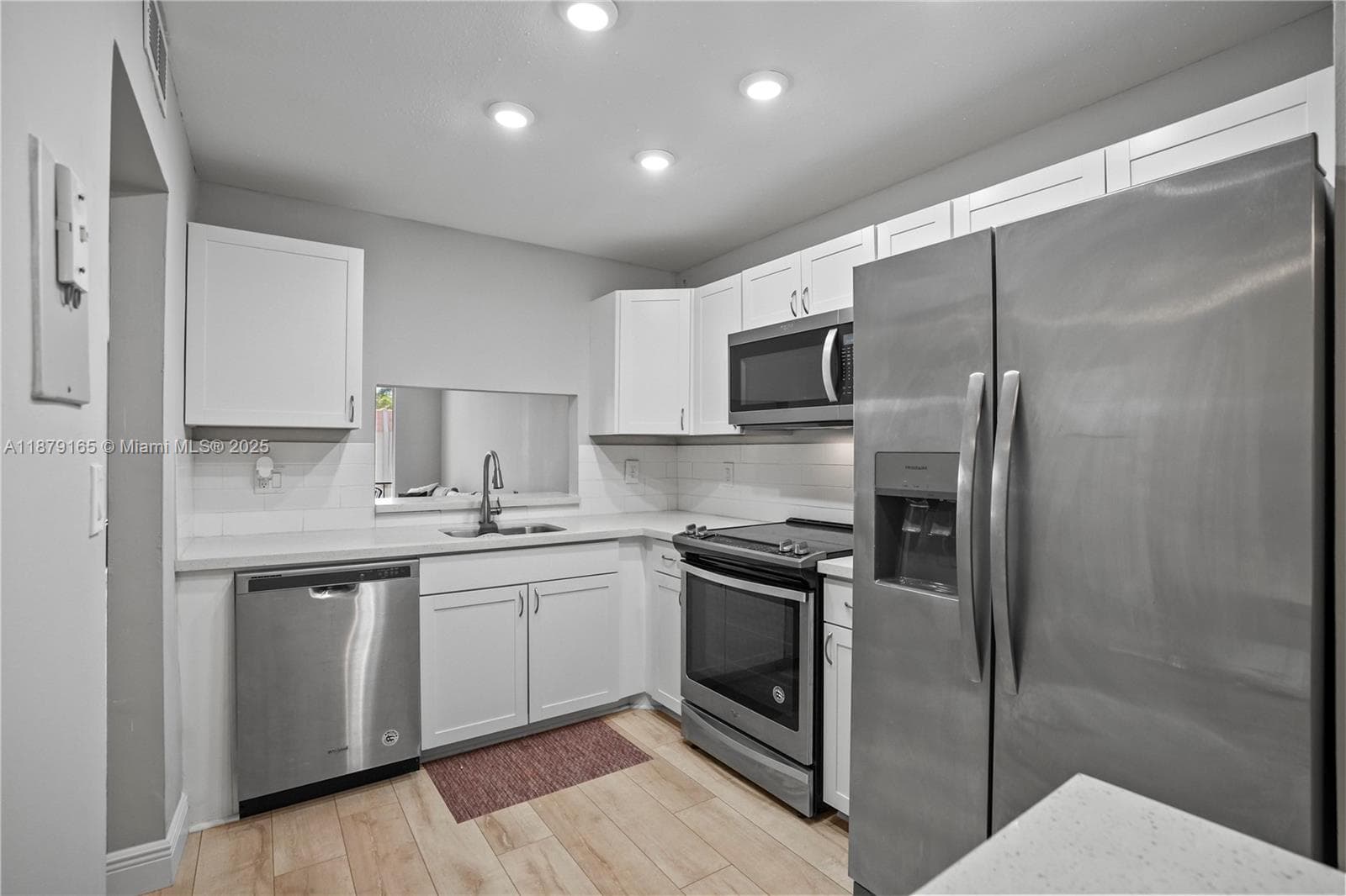 ISLAND CLUB · #305E in Pompano Beach - Photo 25