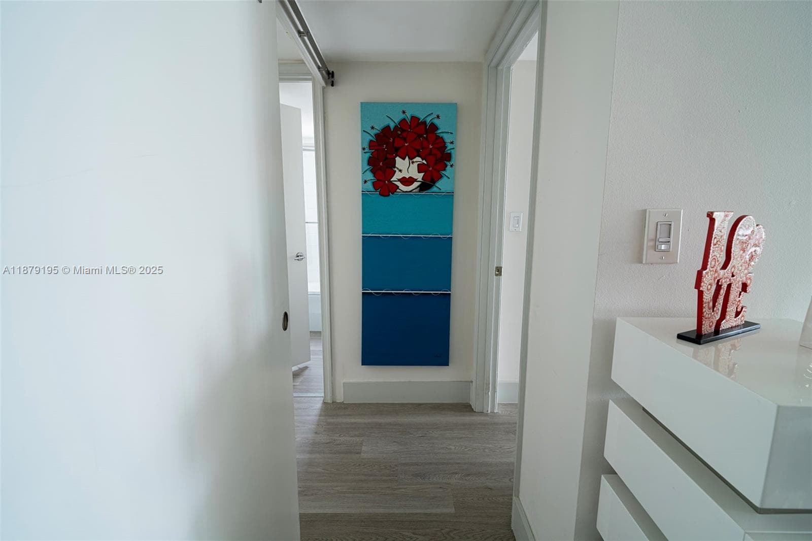 THE STERLING CONDO · #401 in Miami Beach - Photo 13
