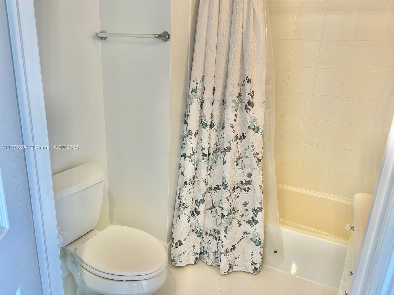 Second Bedroom Bath