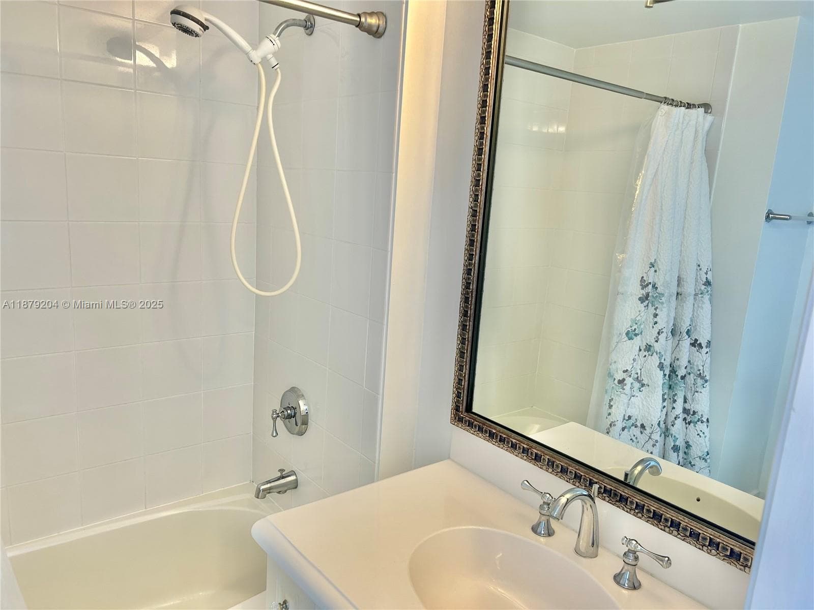 Second Bedroom Bath