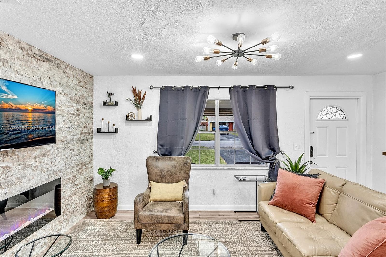 4633 SW 28th Ave photo 9