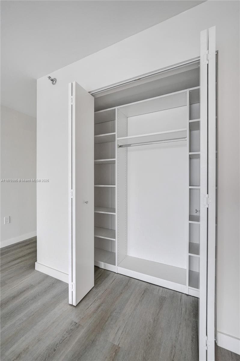 SUMMIT CONDO · #2509S PH in Hollywood - Photo 46