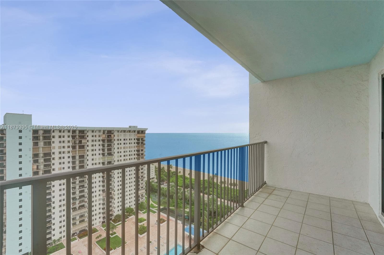 SUMMIT CONDO · #2509S PH in Hollywood - Photo 48