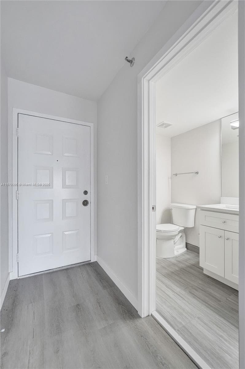 SUMMIT CONDO · #2509S PH in Hollywood - Photo 25