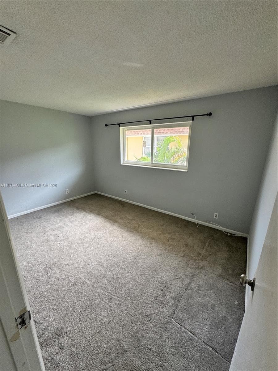 Sunny Court · #203 in Pompano Beach - Photo 6