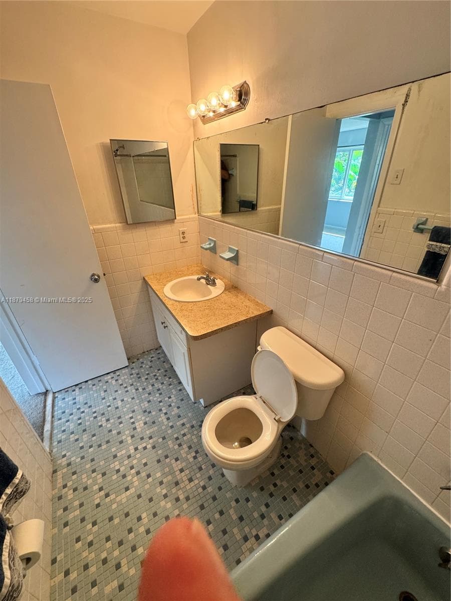 Sunny Court · #203 in Pompano Beach - Photo 8