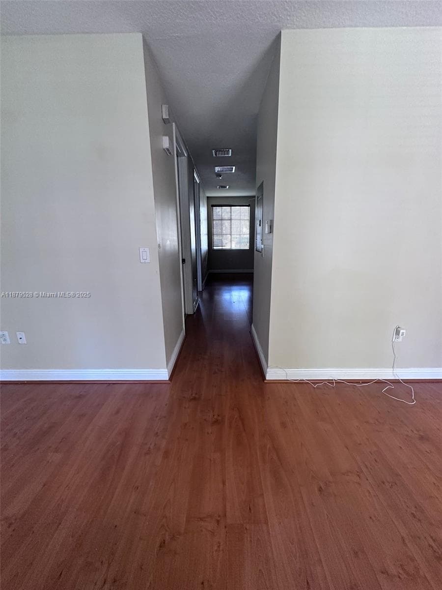 VILLAGE AT SAILBOAT BEND · #1331 in Fort Lauderdale - Photo 9