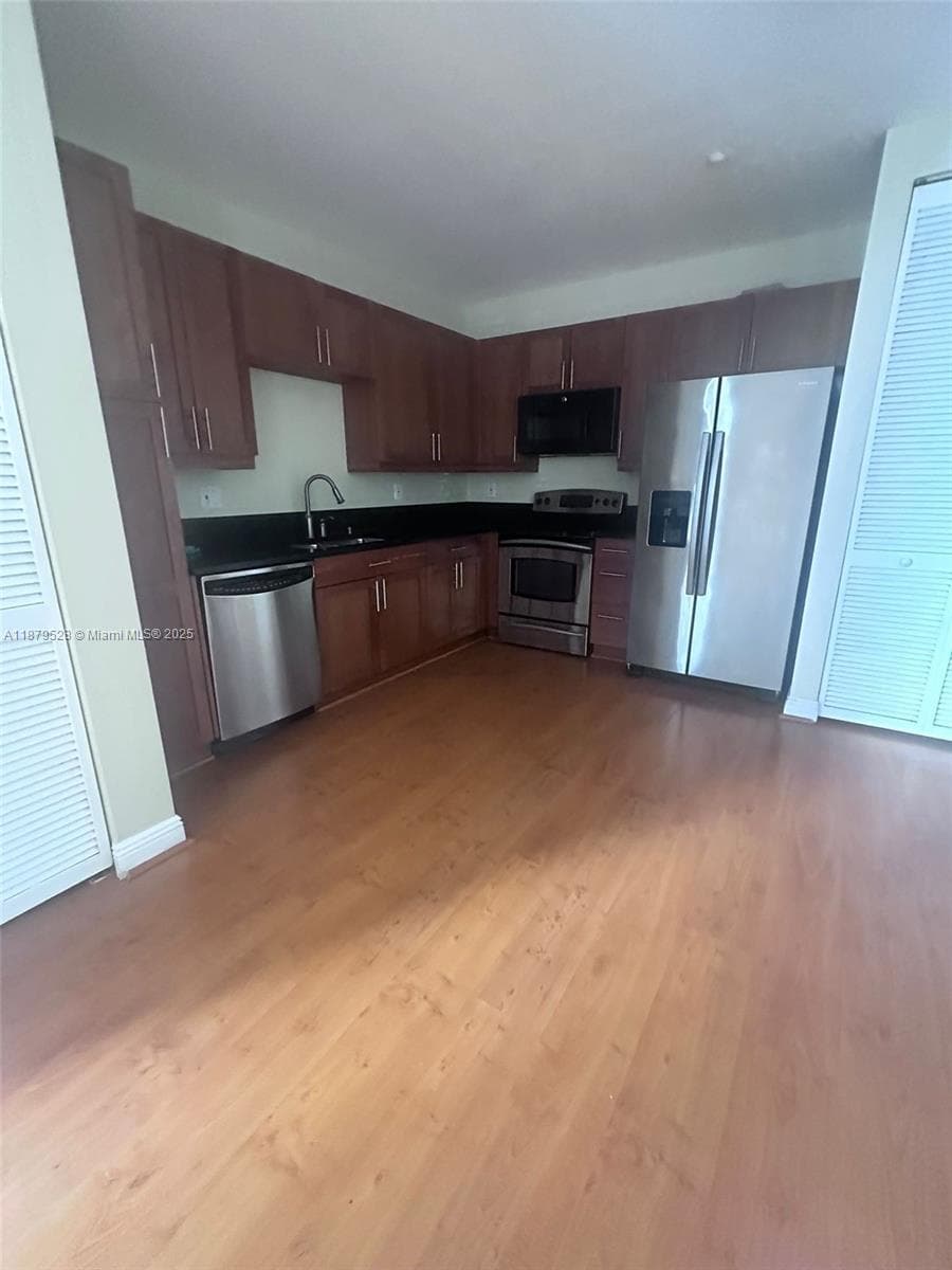 VILLAGE AT SAILBOAT BEND · #1331 in Fort Lauderdale - Photo 8