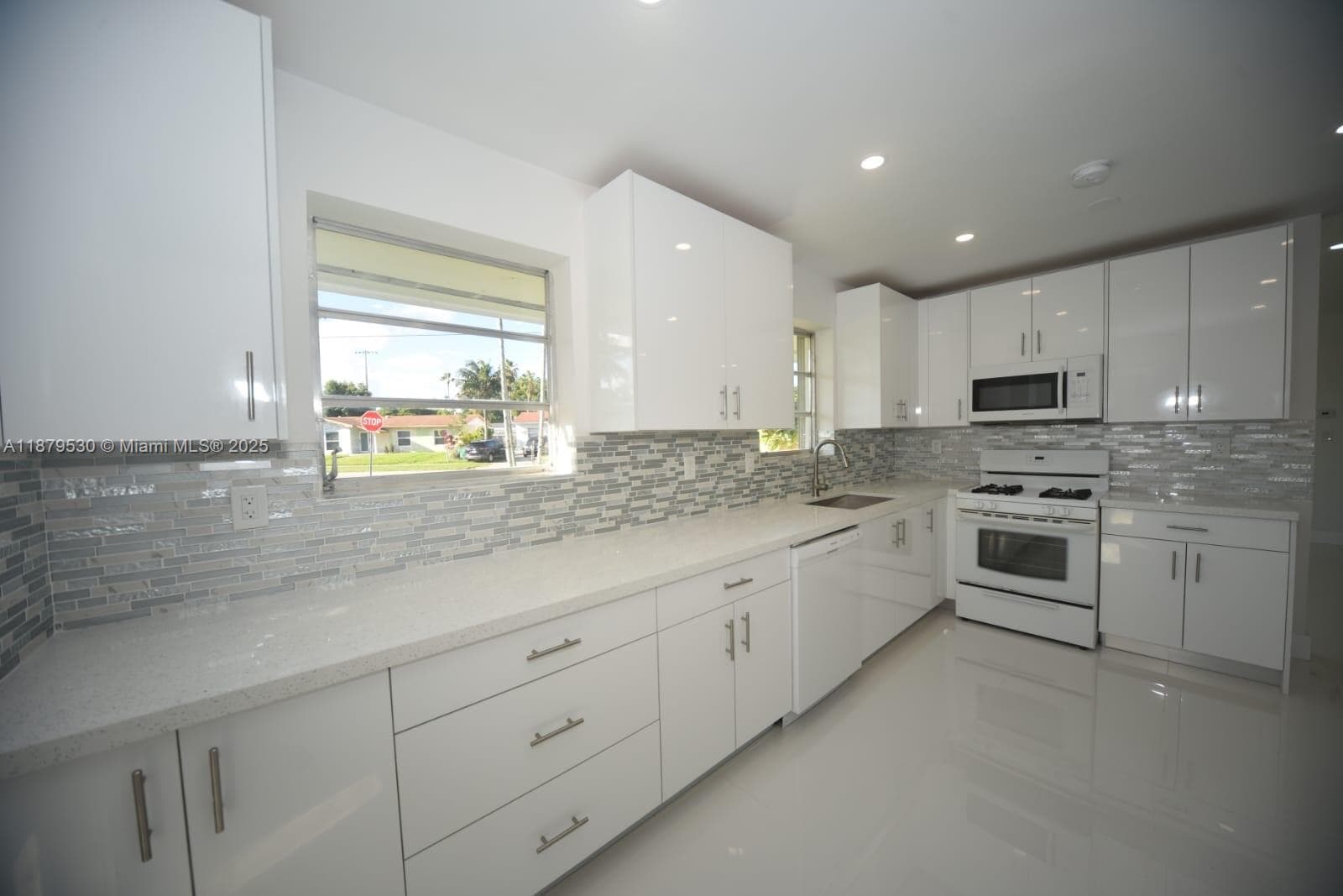 18601 SW 97th Ct #18601 photo 25