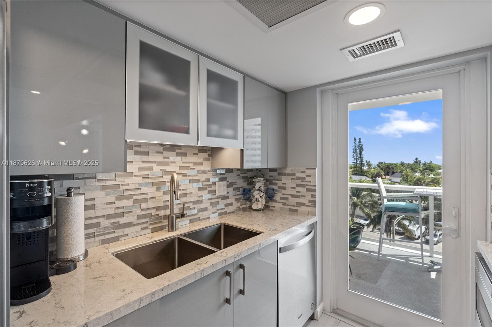 Vantage View · #602 in Fort Lauderdale - Photo 10